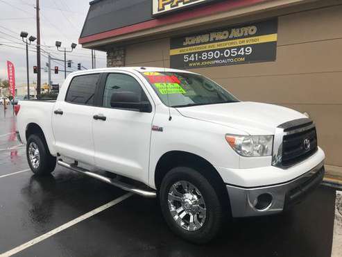 2012 TOYOTA TUNDRA CREWMAX 4X4 SUPER CLEAN RUNS EXCELLENT. for sale in Medford, OR