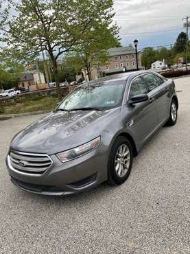 2013 Ford Taurus SE for sale in Philadelphia, PA