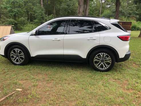 2020 Ford Escape SEL - cars & trucks - by owner - vehicle automotive... for sale in Jacksonville, TX