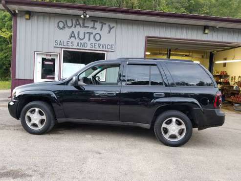 2008 TRAILBLAZER LS 4X4 EXTRA CLEAN!! LOW MILES!! for sale in Dubuque, IA