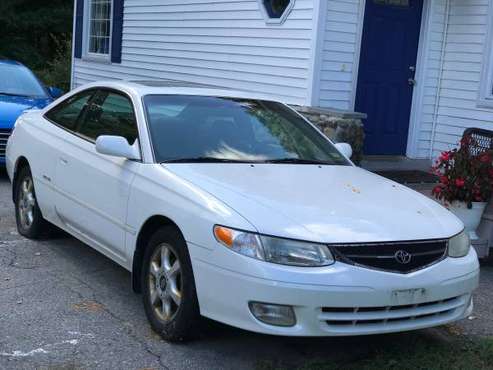 Rare 2000 TOYOTA SOLARA V6 - 5 SPEED MANUAL - cars & trucks - by... for sale in Haverhill, MA