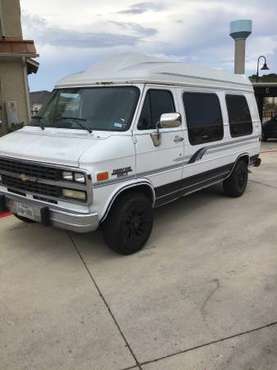 1993 Chevy G20 Conversion Van V8 3/4 Ton Full Size van for sale in Austin, TX