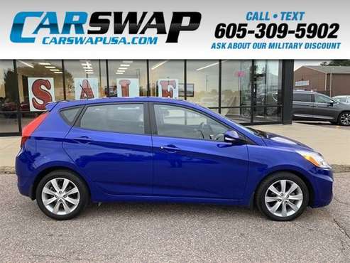 2014 Hyundai Accent SE*** Sunroof! Bluetooth! *** for sale in Sioux Falls, SD
