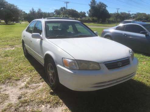 toyota camry 2000 - cars & trucks - by owner - vehicle automotive sale for sale in Sarasota, FL