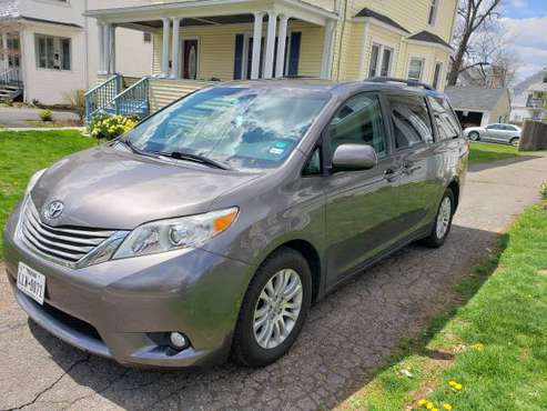 Toyota Sienna XLE with only 70k miles for sale in CT