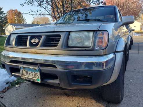 2000 nissan Frontier - cars & trucks - by owner - vehicle automotive... for sale in Saint Paul, MN