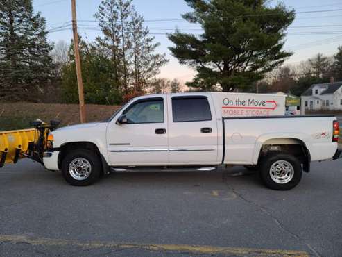 2004 GMC 2500 8.1 V8 ONLY 58K 8 FT FISHER PLOW RARE SOLID... for sale in Lunenburg , MA