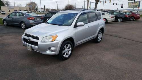 SUPER CLEAN AND LOADED! 2011 Toyota RAV 4 Limited 4x4 - cars & for sale in Sioux Falls, SD
