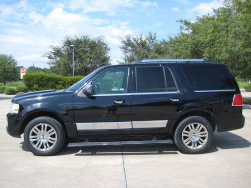 2008 Lincoln Navigator Drives Great - cars & trucks - by owner -... for sale in Lewisville, TX