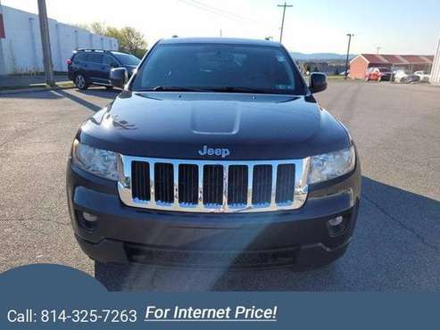 2011 Jeep Grand Cherokee Laredo suv Gray - - by dealer for sale in State College, PA