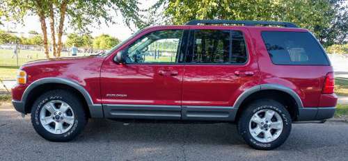 '05 Ford Explorer XLT 4x4 for sale in Barberton, OH
