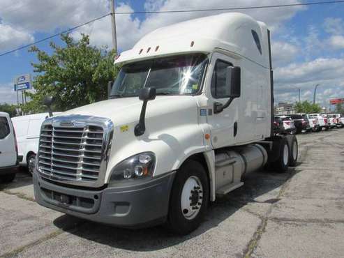 2017 FREIGHTLINER CASCADIA Truck - - by dealer for sale in Saint Louis, MO