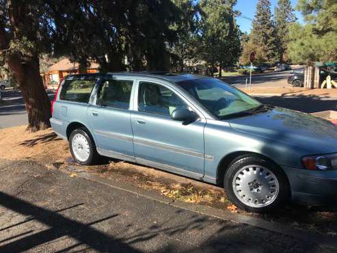 2001 Volvo wagon - cars & trucks - by owner - vehicle automotive sale for sale in Bend, OR
