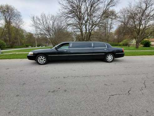 2007 Lincoln Towncar Limo for sale in Holland, OH