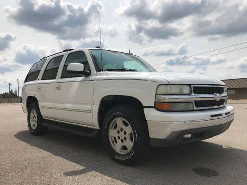 2004 TAHOE LT!! LEATHER SEATS! THIRD ROW!! - cars & trucks - by... for sale in Athens, AL
