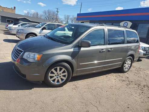 2010 Chrysler Town and Country Touring Plus! MINT for sale in Proctor, MN