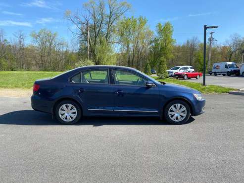 2012 Volkswagen Jetta SE 5 Speed Manual for sale in Wappingers Falls, NY