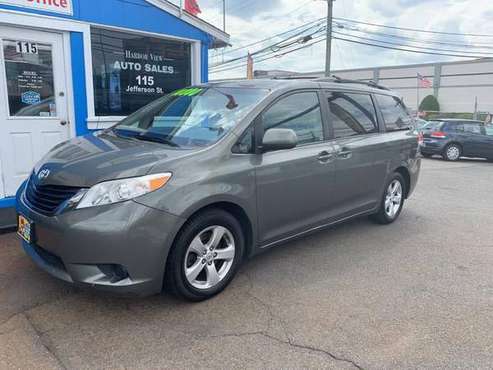 Wow! A 2011 Toyota Sienna with 139,000 Miles-New Haven for sale in STAMFORD, CT