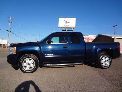 2009 Chevrolet Silverado Ext Cab Z71 4x4- Very Clean! Runs... for sale in Wyoming, MN