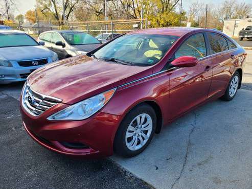 2011 Hyundai Sonata - cars & trucks - by dealer - vehicle automotive... for sale in Springfield, MO