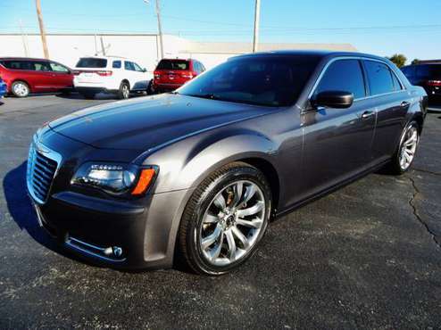 2014 CHRYSLER 300S RWD 3.6L AUTO LEATHER HEAT CAMERA PWR PKG LOADED!!! for sale in Carthage, OK