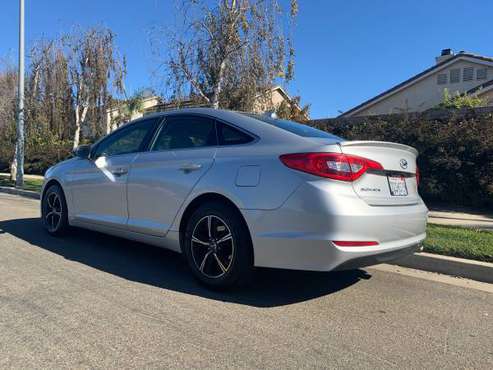 2015 Hyundai Sonata - Excellent Condition - cars & trucks - by owner... for sale in Santa Maria, CA