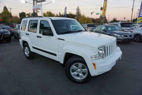 2012 JEEP LIBERTY SPORT*4X4*ONE OWNER*ONLY 57K MILES*CLEAN TITLE -... for sale in Sacramento , CA