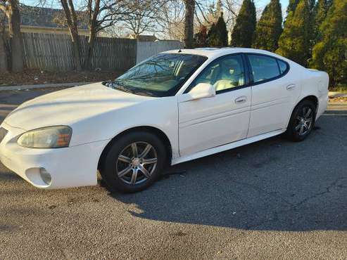 2005 Pontiac Grand Prix - cars & trucks - by owner - vehicle... for sale in Detroit, MI
