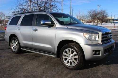 2011 Toyota Sequoia LIMITED LEATHER MOONROOF ROSEN DVD - cars & for sale in milwaukee, WI