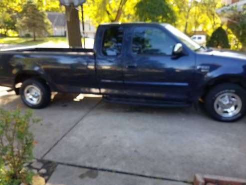 2001 FordF-150 Extended cab with 8 FT bed for sale in Kansas City, MO