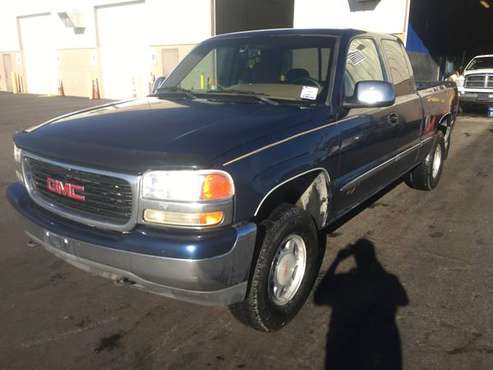 1999 GMC Sierra 1500 4x4 Short bed, Ext-cab / Finance or Layaway for sale in Reno, NV