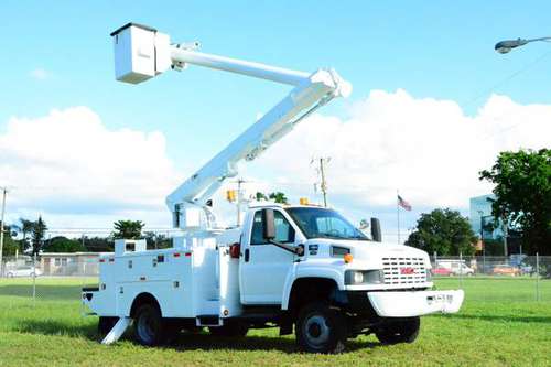 2009 GMC C5500 Altec 42FT Bucket Truck - cars & trucks - by dealer -... for sale in Hollywood, FL