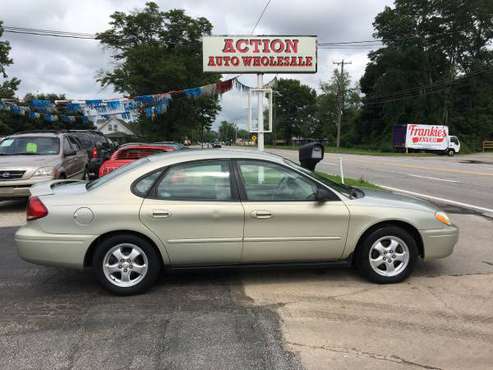 2006 Ford Taurus SE *Super Clean * Low Miles* NO RUST HERE! - cars &... for sale in Painesville , OH