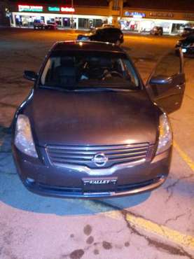Nissan Altima 2008 Grey 4 Door - cars & trucks - by owner - vehicle... for sale in Denver , CO