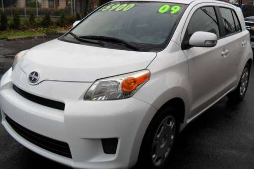 2009 Toyota Scion XD - cars & trucks - by owner - vehicle automotive... for sale in Woodburn, OR