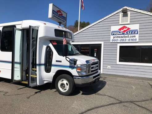 2015 Ford Econoline Commercial Cutaway with 134, 219 Miles-Northwest for sale in Thomaston, CT