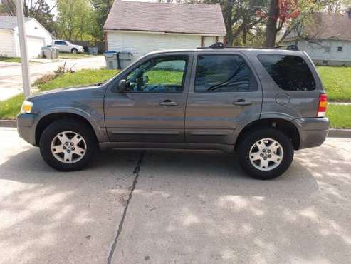 06 FORD Escape for sale in milwaukee, WI