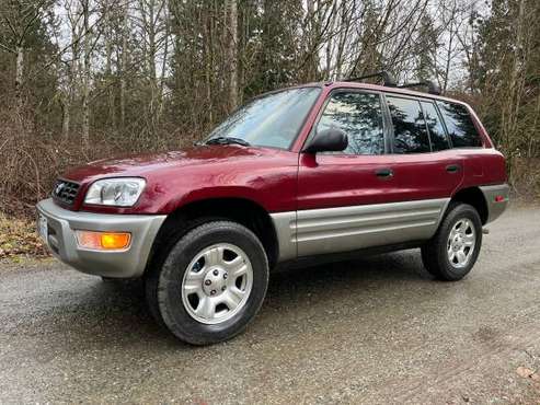 Toyota RAV4 AWD OneOwner LOW Miles - - by dealer for sale in WA