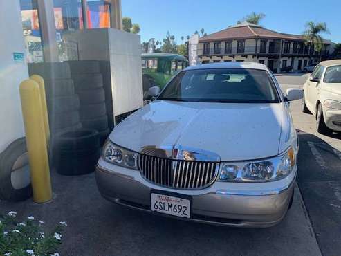 Lincoln Town Car - cars & trucks - by owner - vehicle automotive sale for sale in San Marino, CA