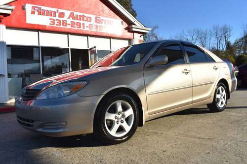 2002 TOYOTA CAMRY XLE 2.4L 4CYL ***SUPER CLEAN AND DRIVES GREAT*** -... for sale in Greensboro, NC