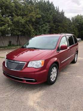 2013 Chrysler Town & Country Touring for sale in Lincoln, IA