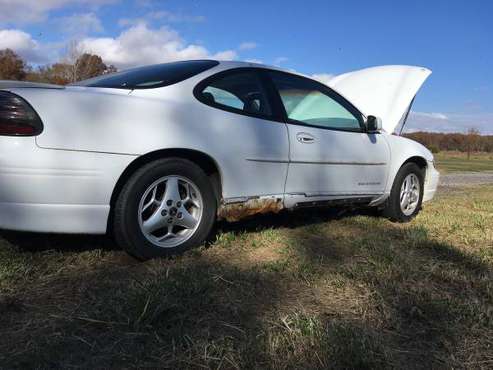 2001 Pontiac Grand Prix - cars & trucks - by owner - vehicle... for sale in Tilden, IL