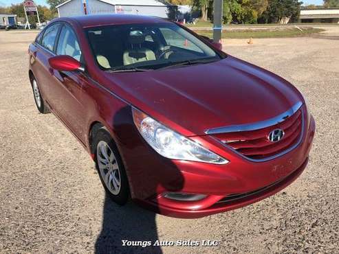 2012 Hyundai Sonata GLS Auto - cars & trucks - by dealer - vehicle... for sale in Fort Atkinson, WI