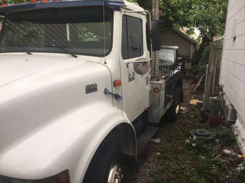 1996 international tow truck wrecker for sale in South Ozone Park, NY