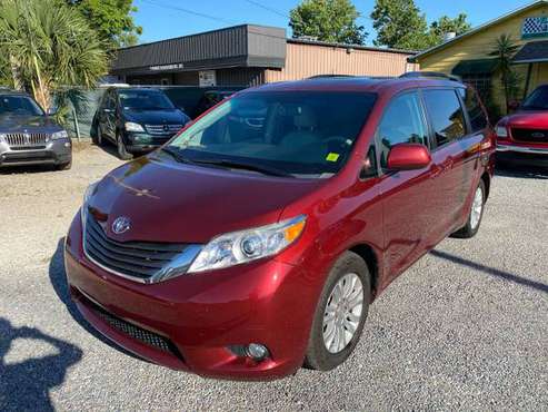 2011 Toyota Sienna - - by dealer - vehicle automotive for sale in Winter Park, FL