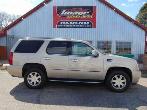 2007 Cadillac Escalade - - by dealer - vehicle for sale in Alexandria, ND