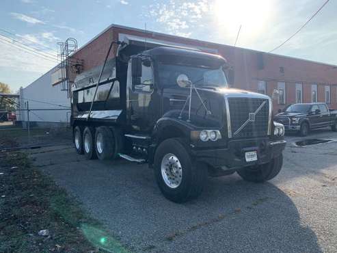 2005 Volvo Tri Axle Dump Truck - cars & trucks - by owner - vehicle... for sale in Fort Wayne, IN