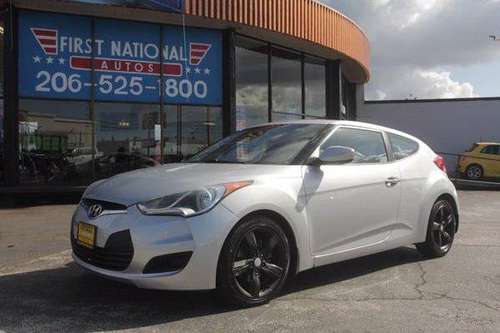 2012 Hyundai Veloster with Gray Int HABLAMOS ESPANOL! - cars & for sale in Seattle, WA