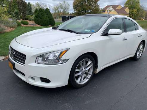 2011 Nissan Maxima SV - cars & trucks - by owner - vehicle... for sale in Camillus, NY