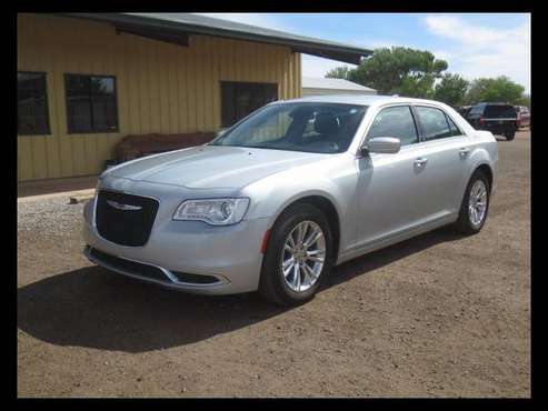 2019 Chrysler 300 Touring - - by dealer - vehicle for sale in Isleta, NM